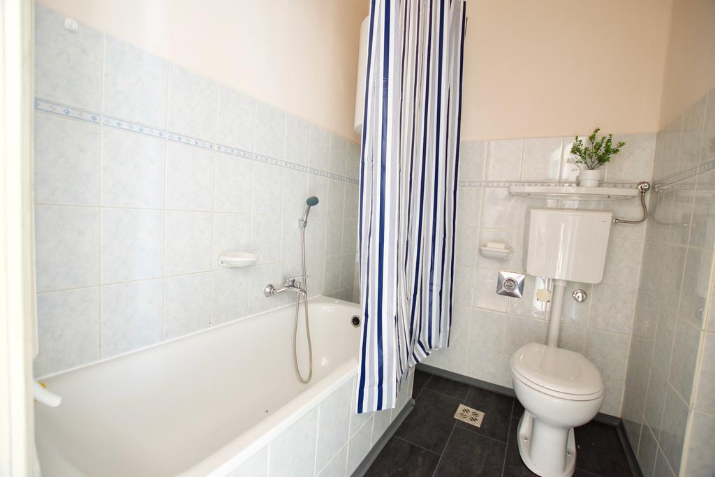 Creative - Corvin District Appartement Boedapest