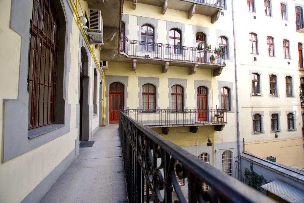 Creative - Corvin District Appartement Boedapest