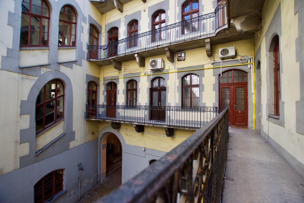 Creative - Corvin District Appartement Boedapest